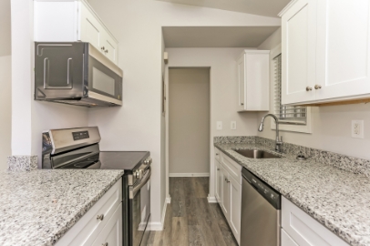 100 Terrace Drive Northeast - 4