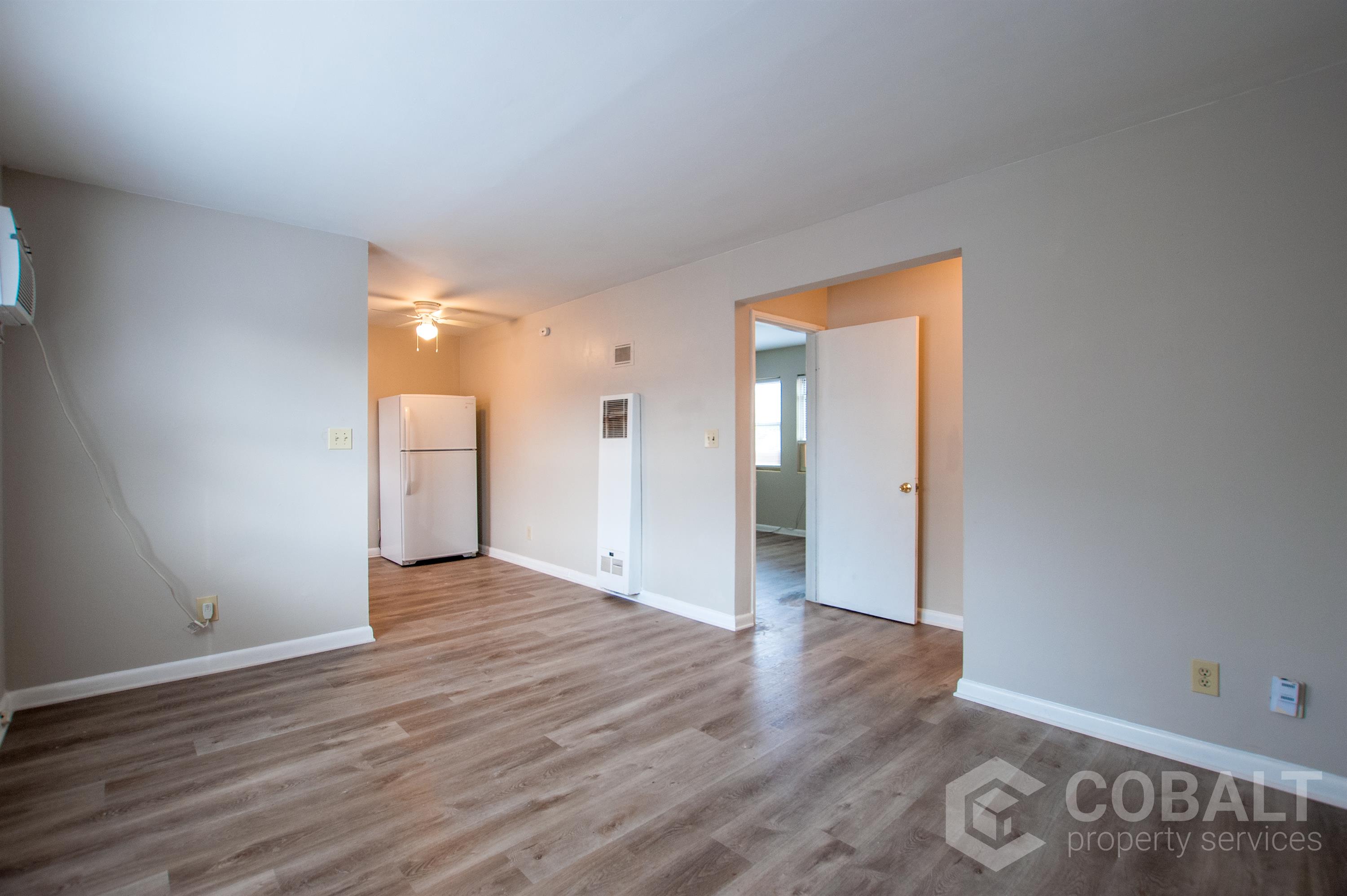 954 St. Charles Ave NE - 10