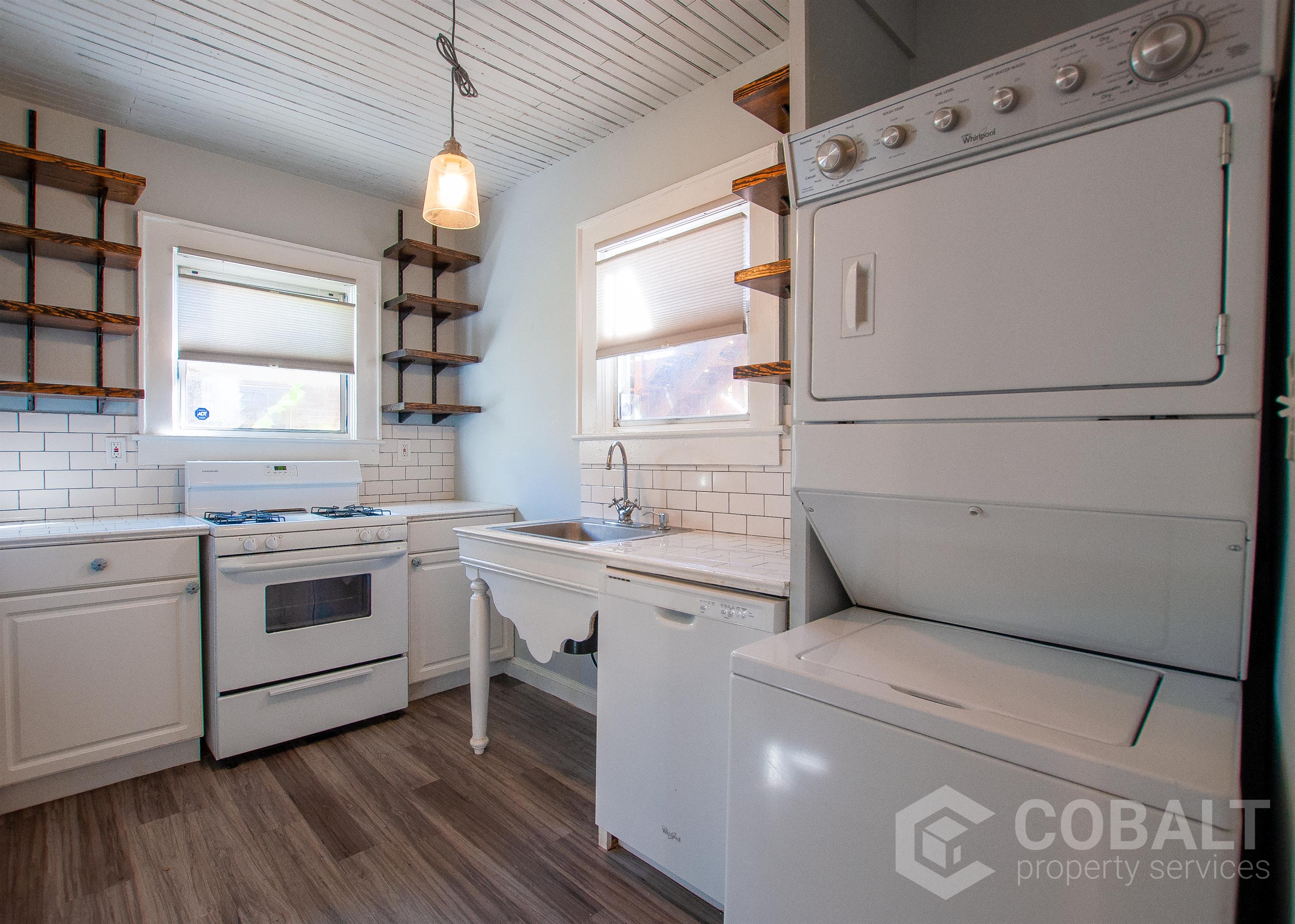 499 Winton Terrace NE - 1