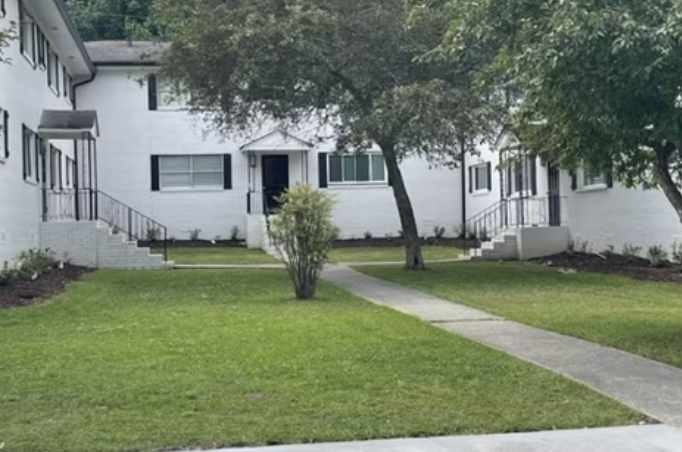 615 3rd Avenue - 10