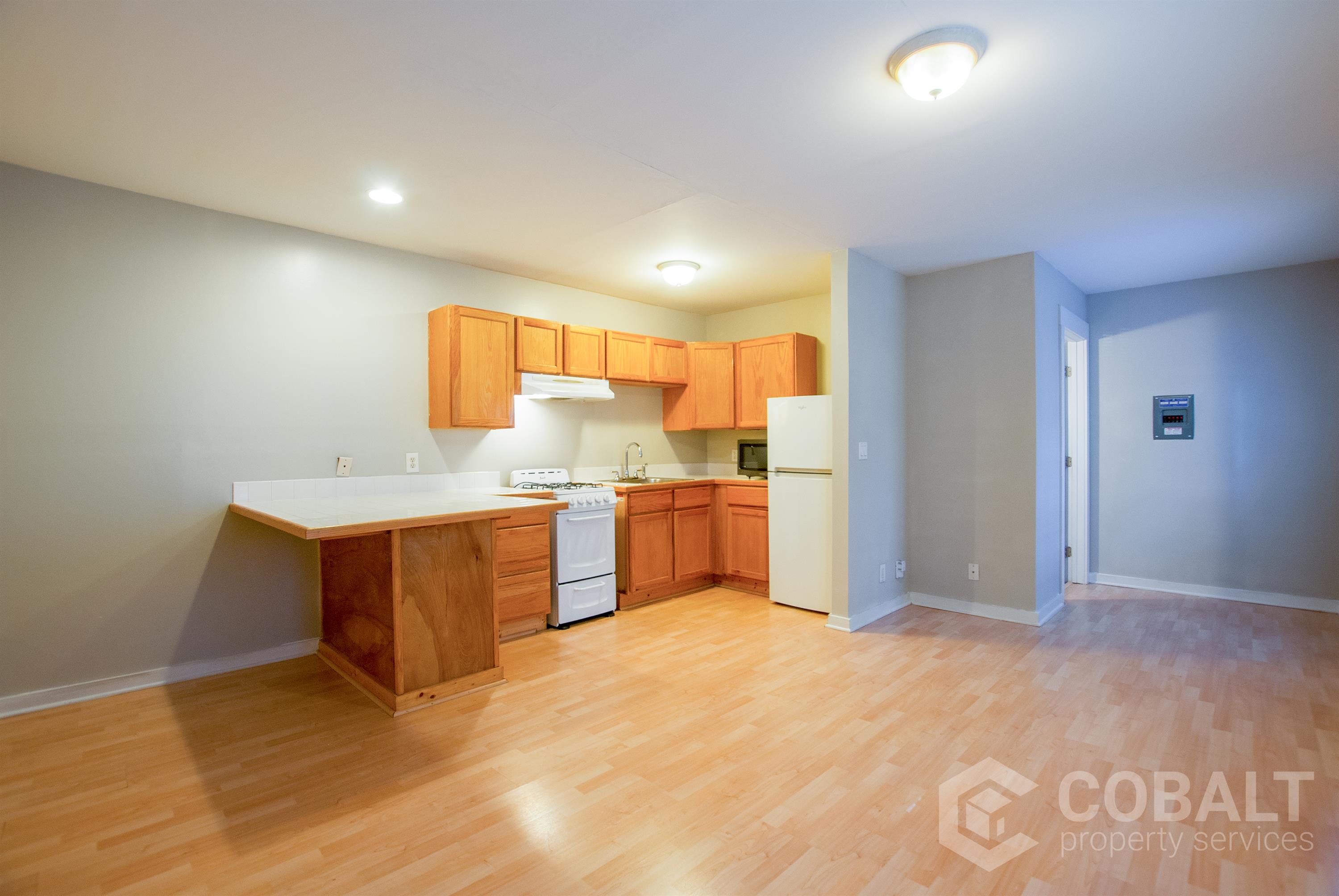 678 Somerset Terrace - 13