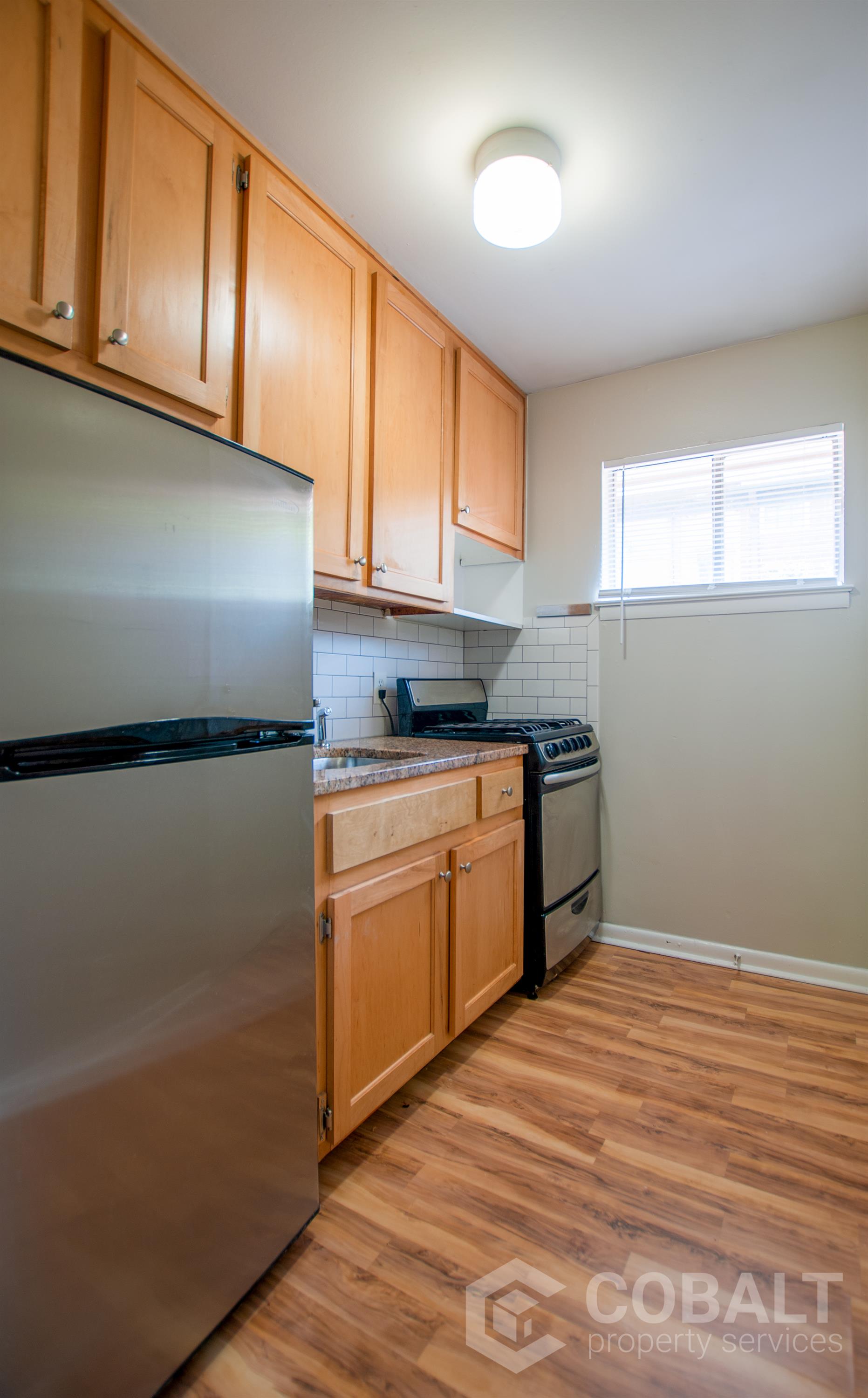 905 Greenwood Ave - 7