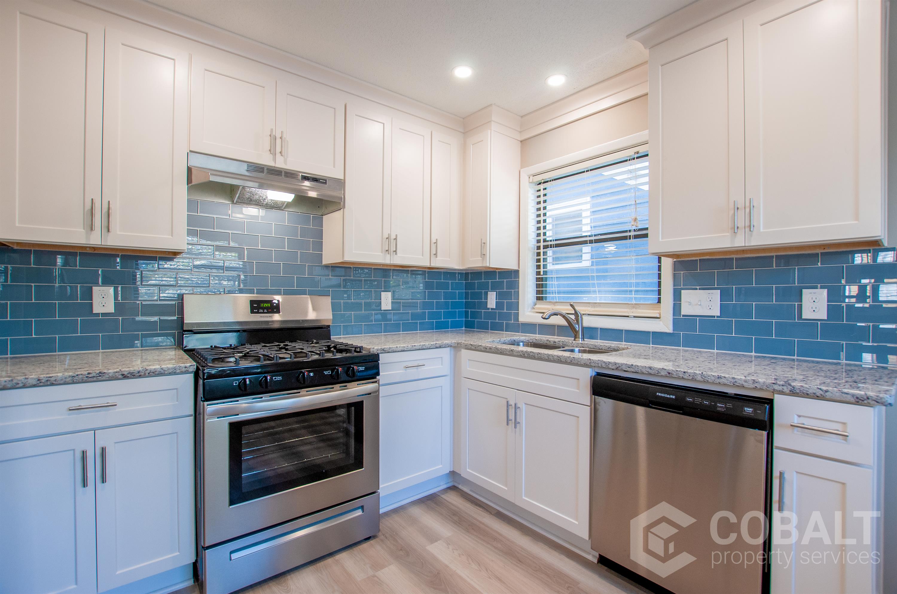 886 Saint Charles Avenue Northeast - 4
