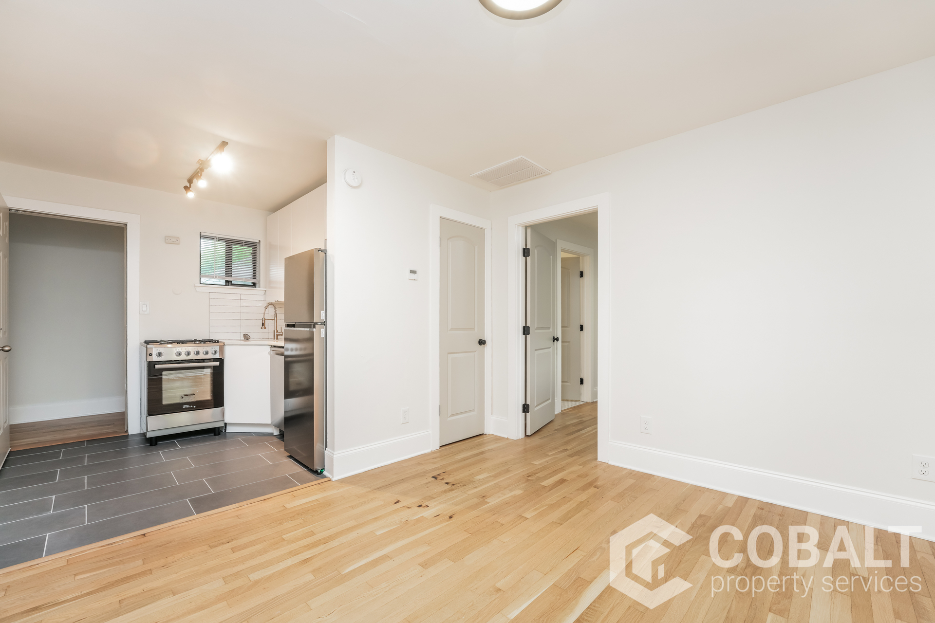 755 Saint Charles Avenue Northeast - 07